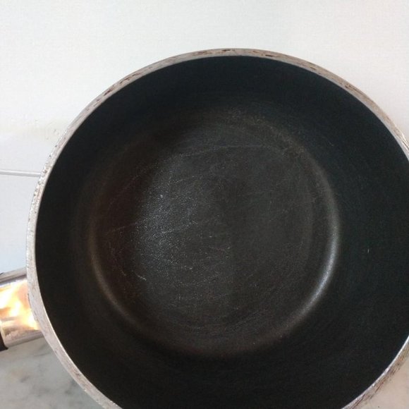 Vintage Club Cast Aluminum 1 Quart Saucepan and Lid, Speckled Grey Club Cooking - Picture 6 of 9